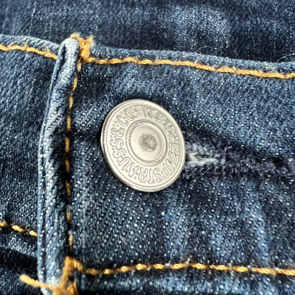 Levis 559 Mens Jeans Size‎ 38x32 Dark Blue Denim Casual Comfort Relaxed Straight